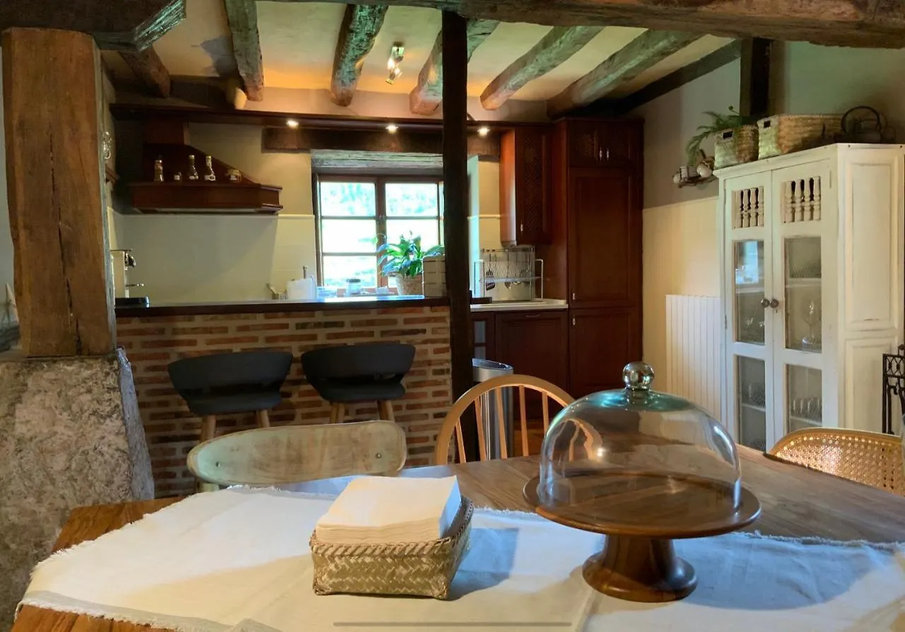Caserio Sautu Goikoa Orozko Country house